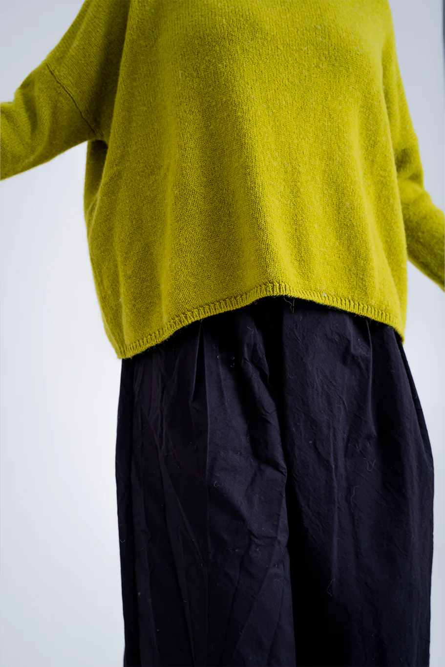Apuntob - Knit Sweater P1890 - Image 2
