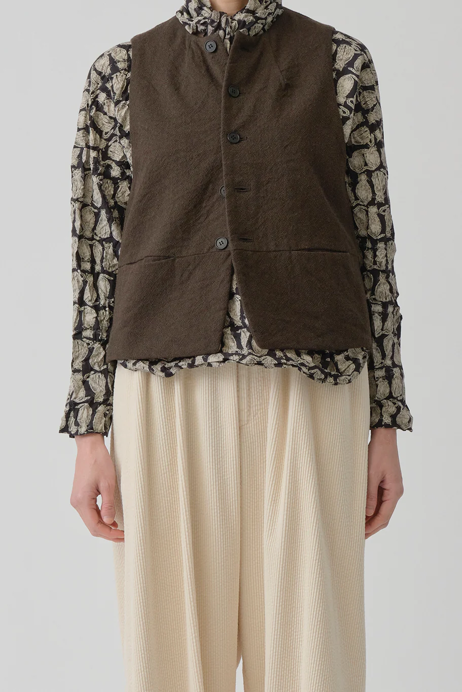 Pas de Calais - Wool Cotton Crewneck Vest - Image 5