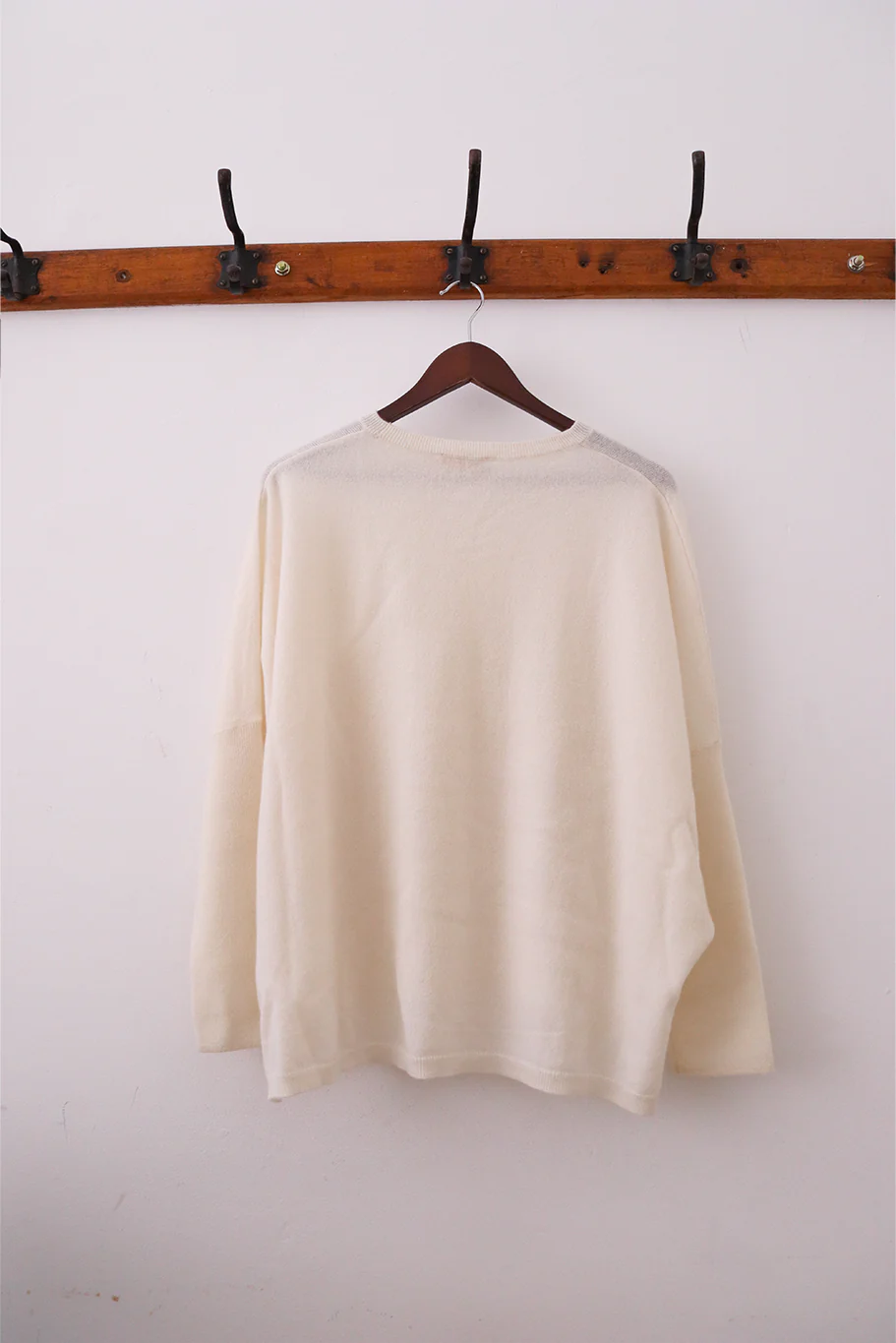 Mia Fratino - Boyfriend Crew - Image 2