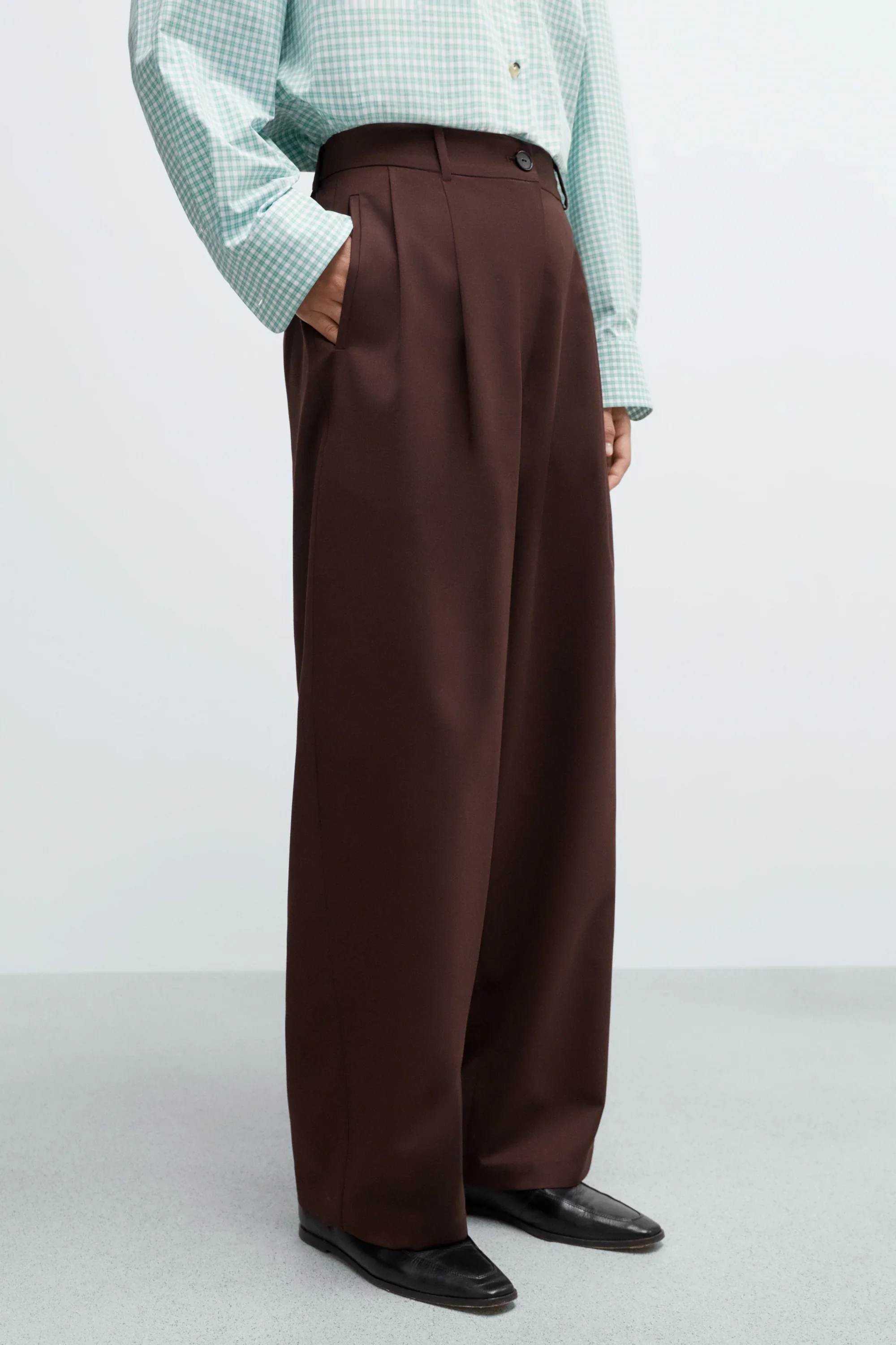 Cordera - Tailored Masculine Pants - Burgundy - Image 2