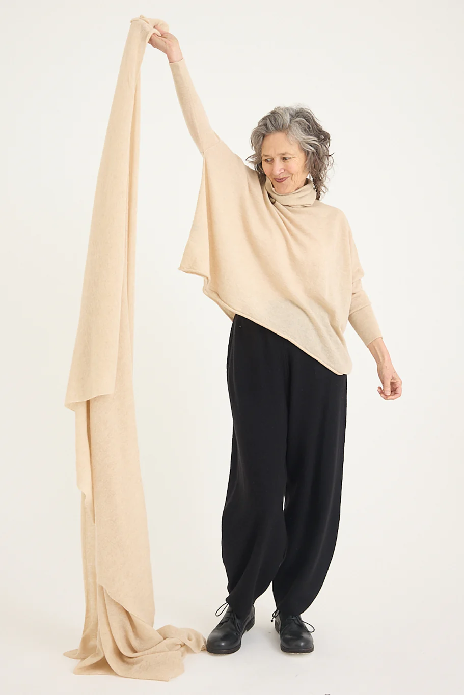 Freeman-B - Big Scarf - Beige - Image 2