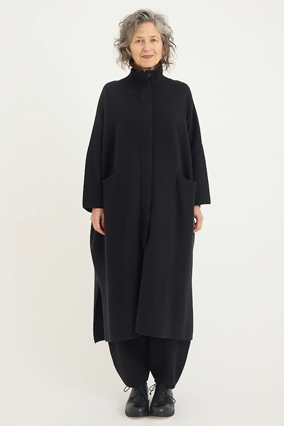 Freeman-B - Square Overcoat