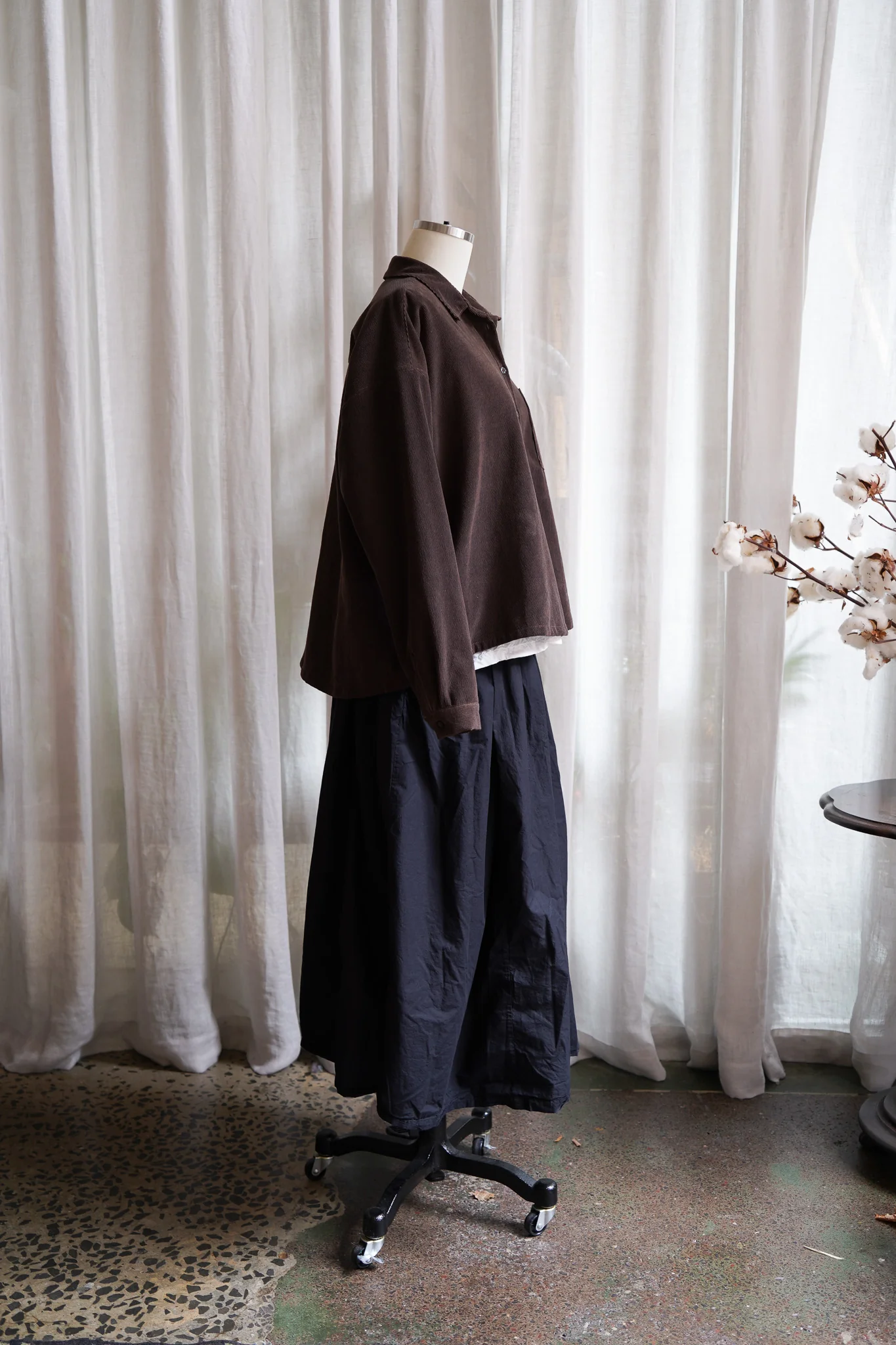 Metta - Cropped Indra Overshirt - Corduroy - Image 5