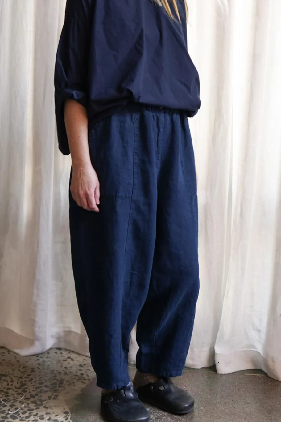 Metta - Frankie Peg Pant with Zipper - Mid Weight Linen - Image 5