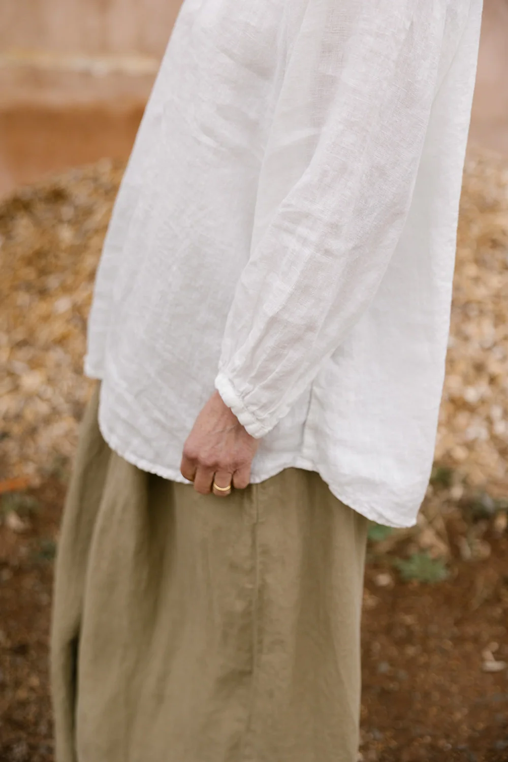 Metta - Laurel Blouse - Lightweight Linen - Image 3