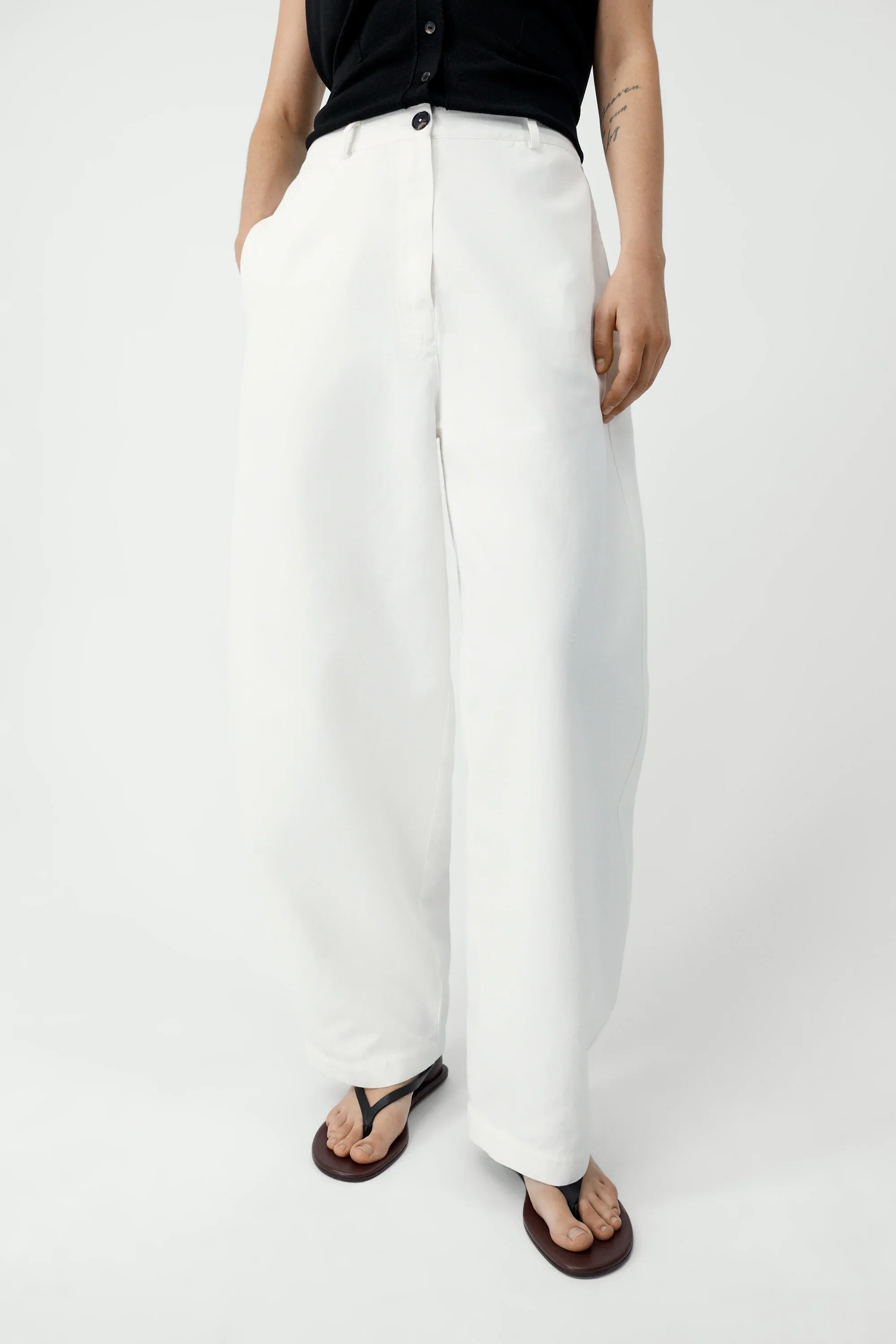 Cordera - Cotton & Linen Curved Pants - Image 3