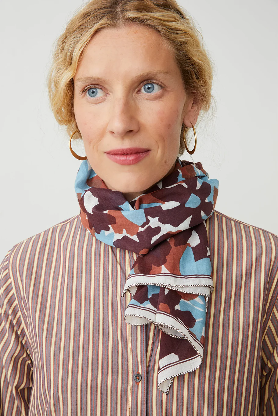 Moismont - Nymphe Scarf No. 819