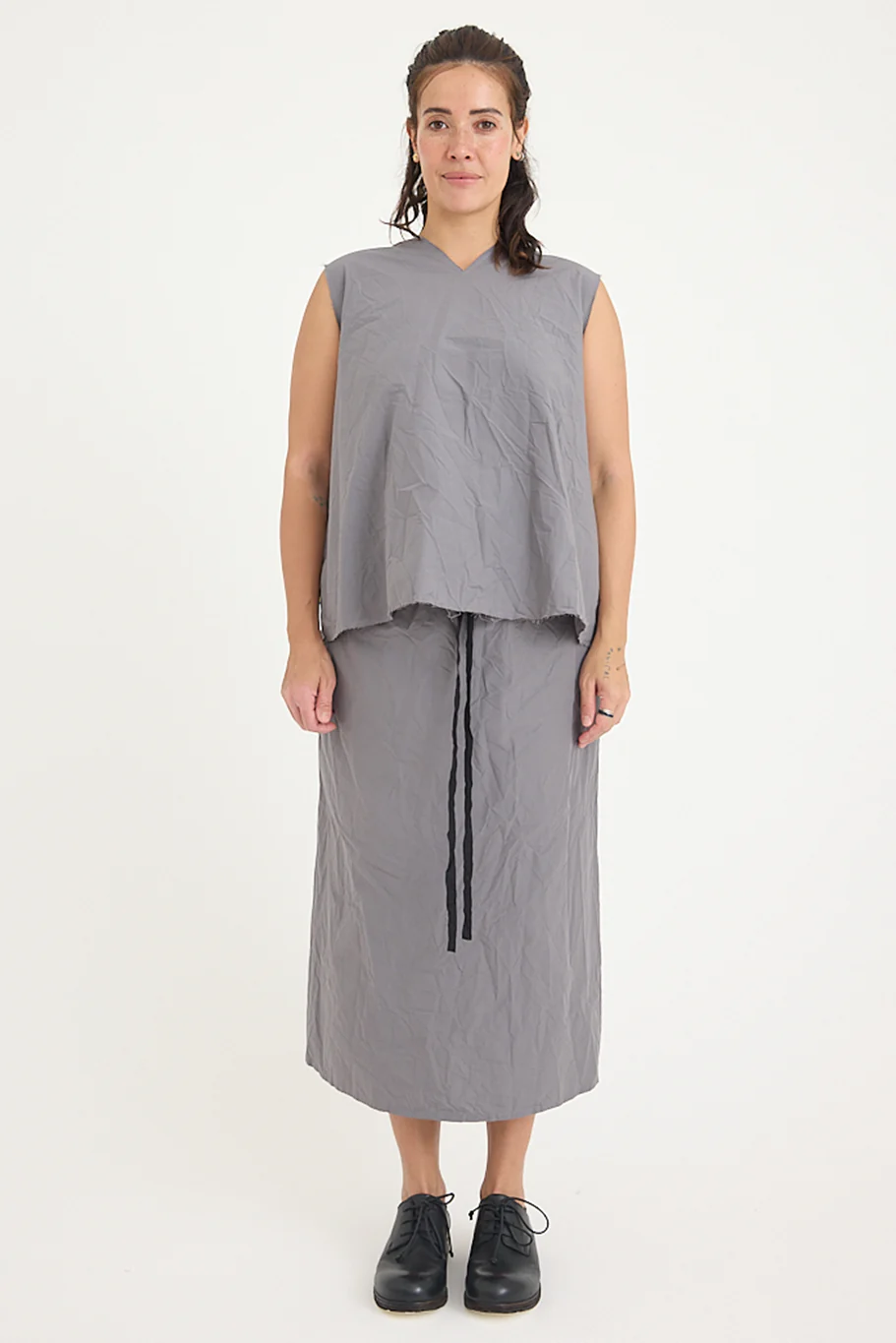 SCHA - Pleated Back Twisted Skirt