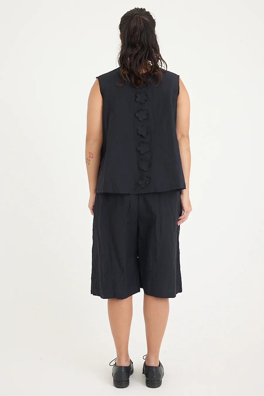 SCHA - V Back Sleeveless Top - Flowers - Image 7