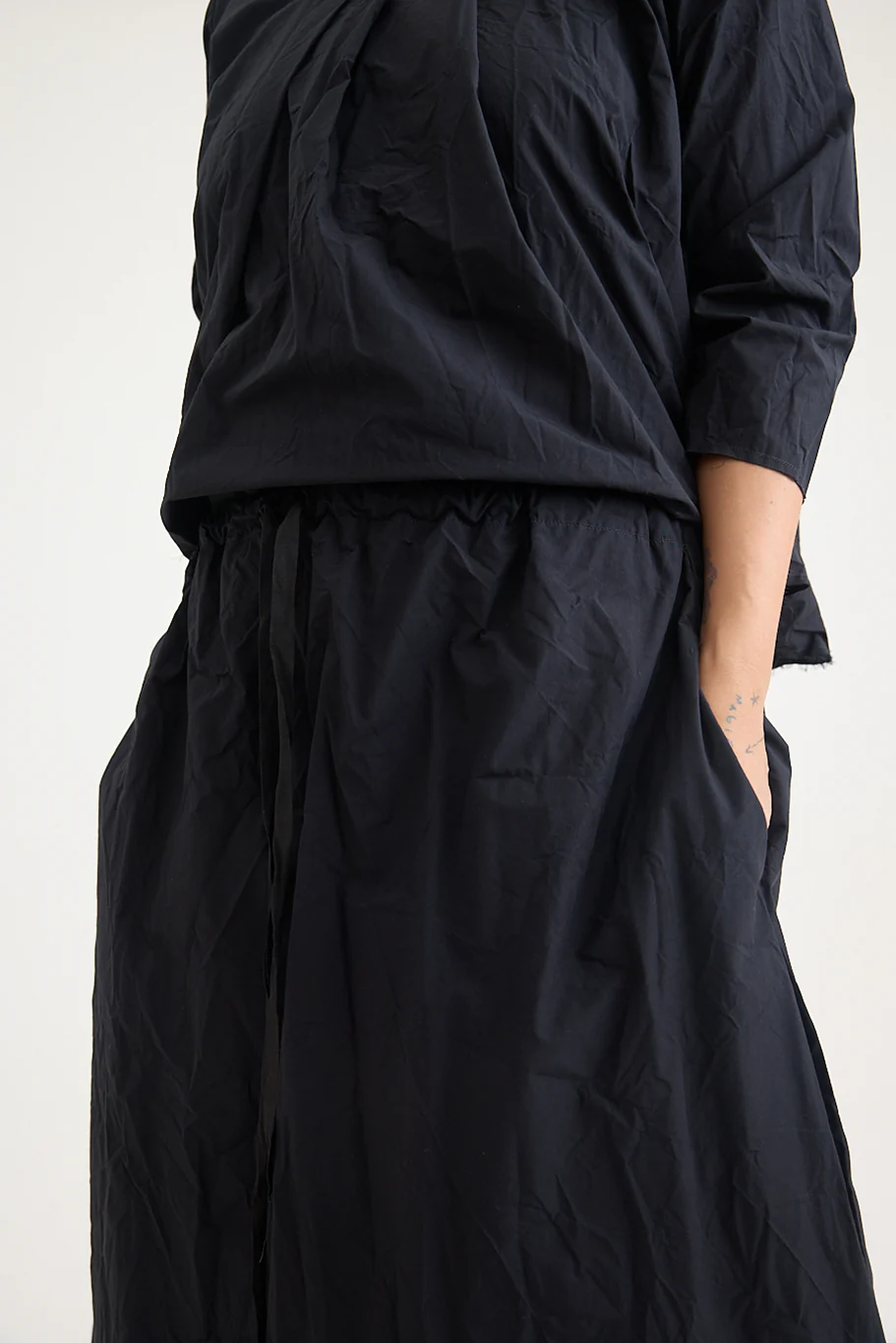 SCHA - Two Pocket Skirt - Flowers - Image 4