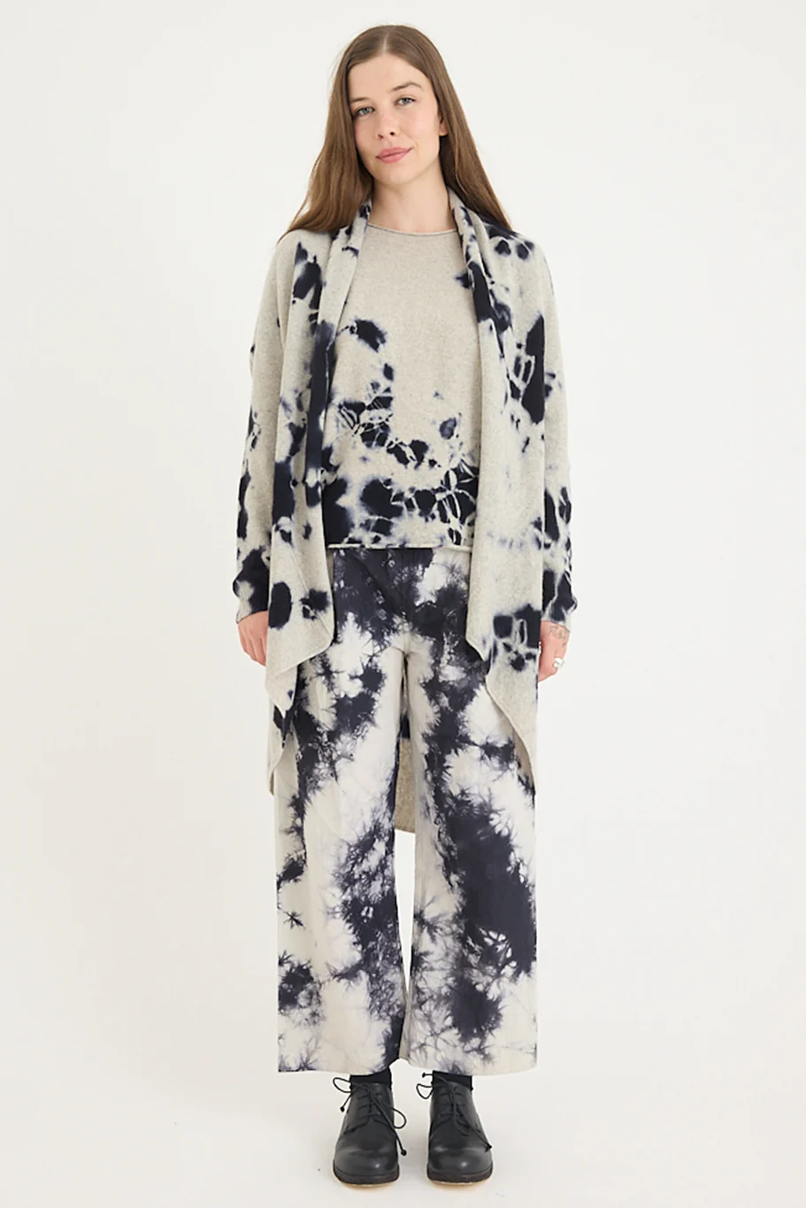 Suzusan - Cashmere Seamless Upside-Down Cape - Image 3