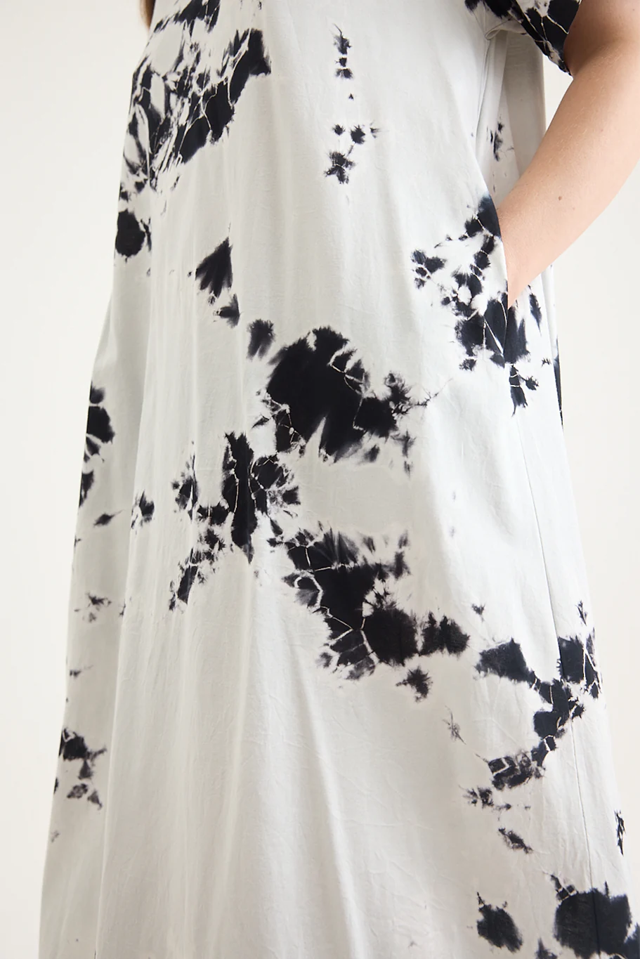 Suzusan - Giza Cotton Jersey Half Sleeve Dress - Image 3